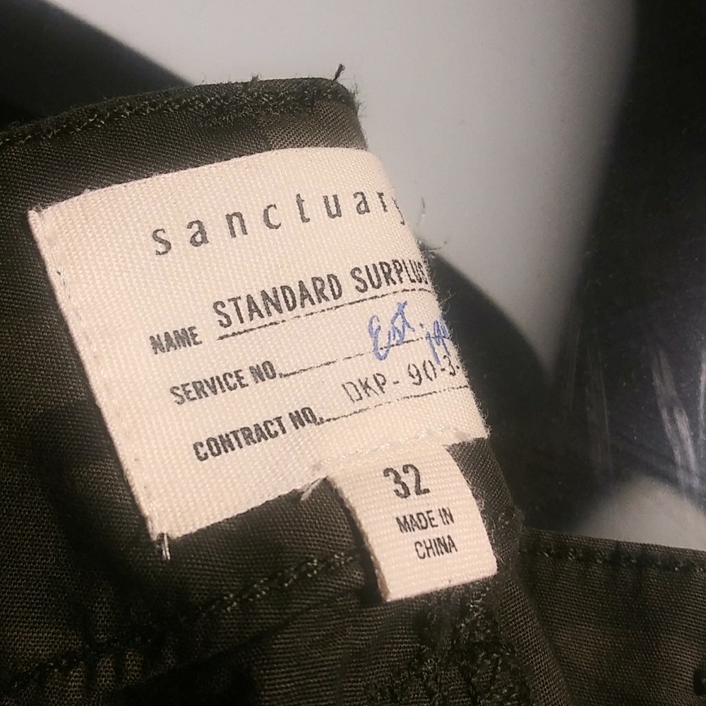 Sanctuary Camouflage Capris